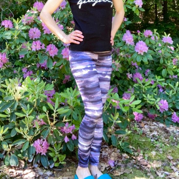 Gaiam Yoga tights, size small, high rise legging, purple Kayla Print - Picture 1 of 10